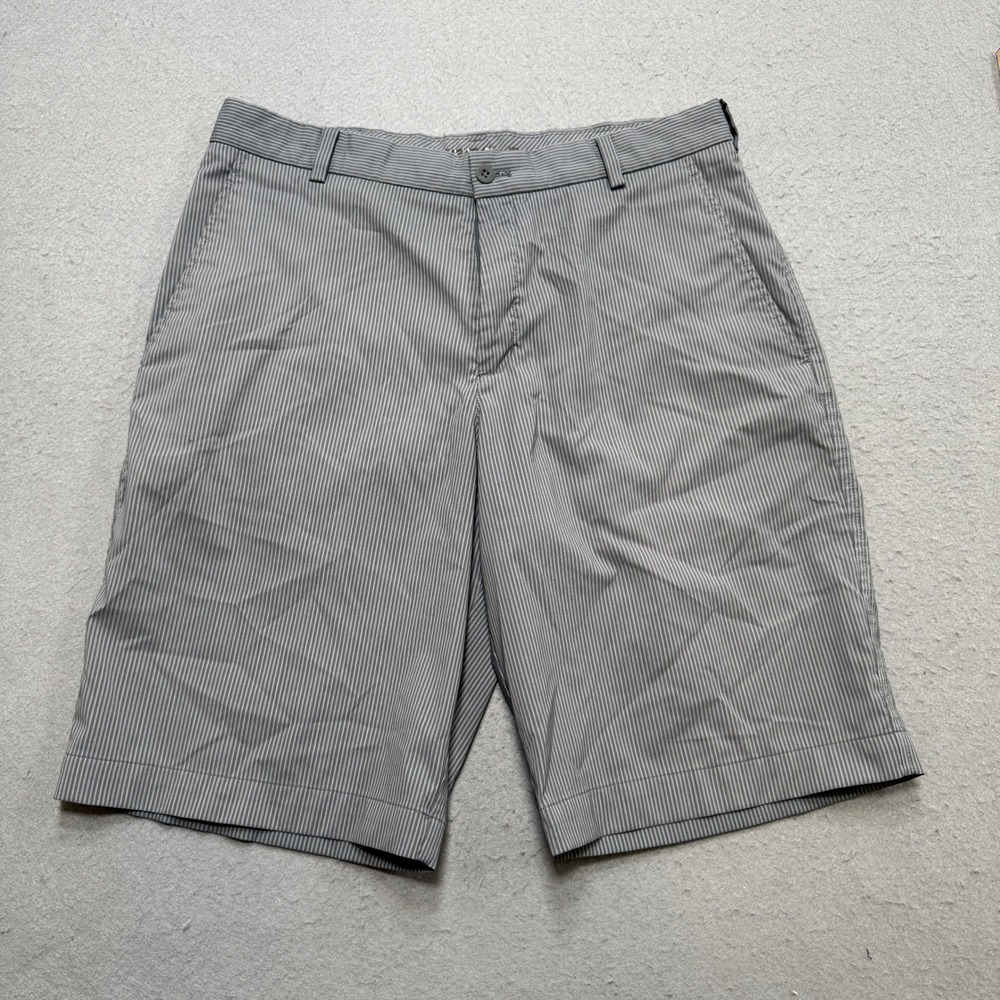 Nike Golf Shorts Men's Medium Gray Pinstripe Flat Front Athletic Summer Casual
